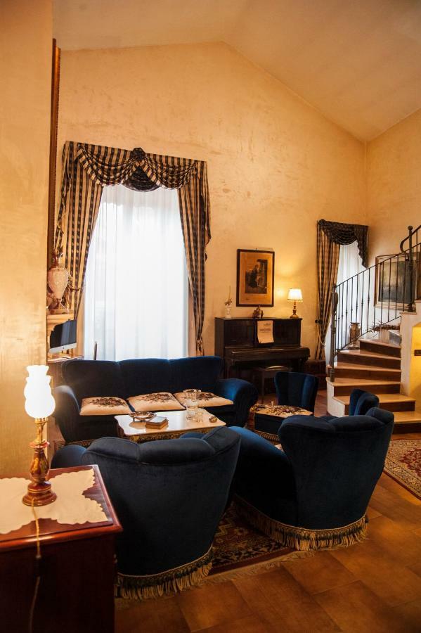 Residenza D'Oria B&B Foggia Kültér fotó