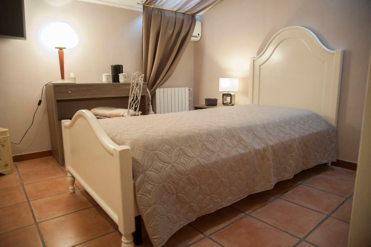 Residenza D'Oria B&B Foggia Kültér fotó